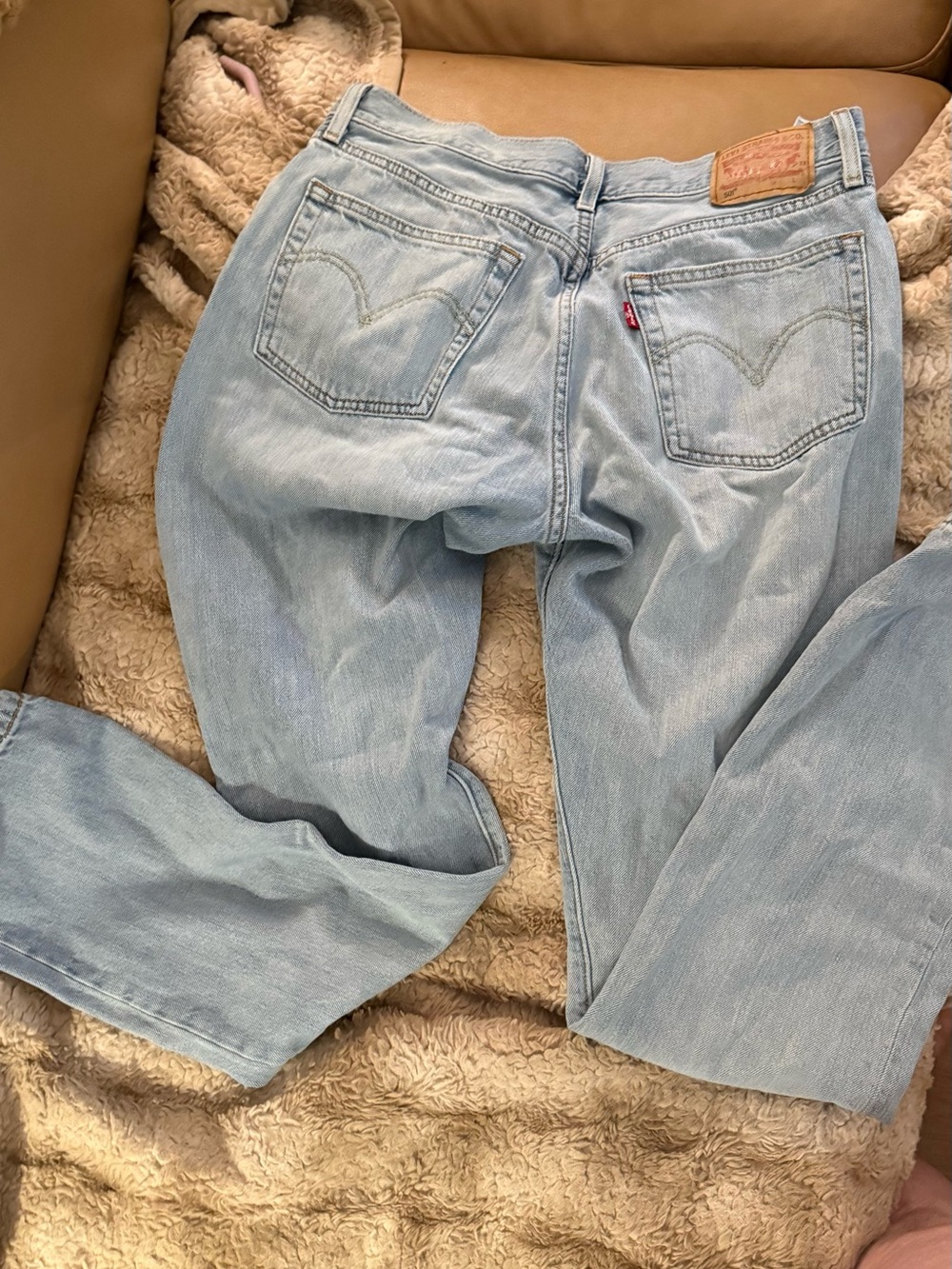 Levi's Women's Light Wash Straight-Leg Jeans